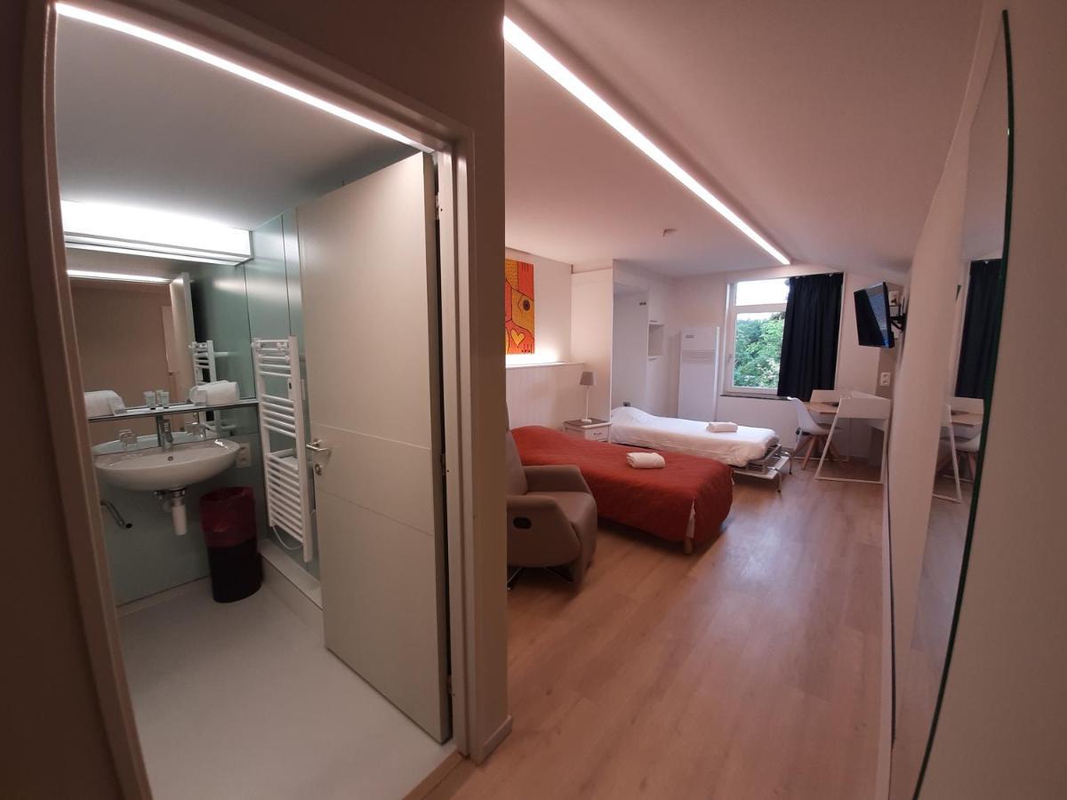 Zorghotel De Ceder 代因泽 外观 照片